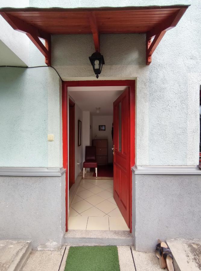 Apartment Near Center Szarajevó Kültér fotó
